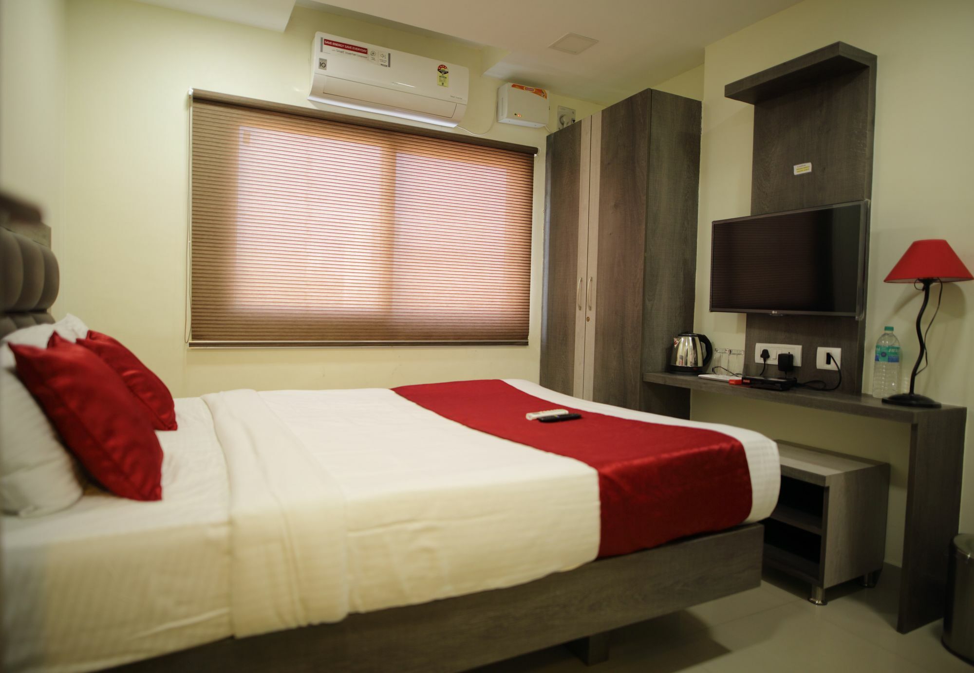 Venture Park, Omr, Thoraipakkam, Chennai Hotel Buitenkant foto
