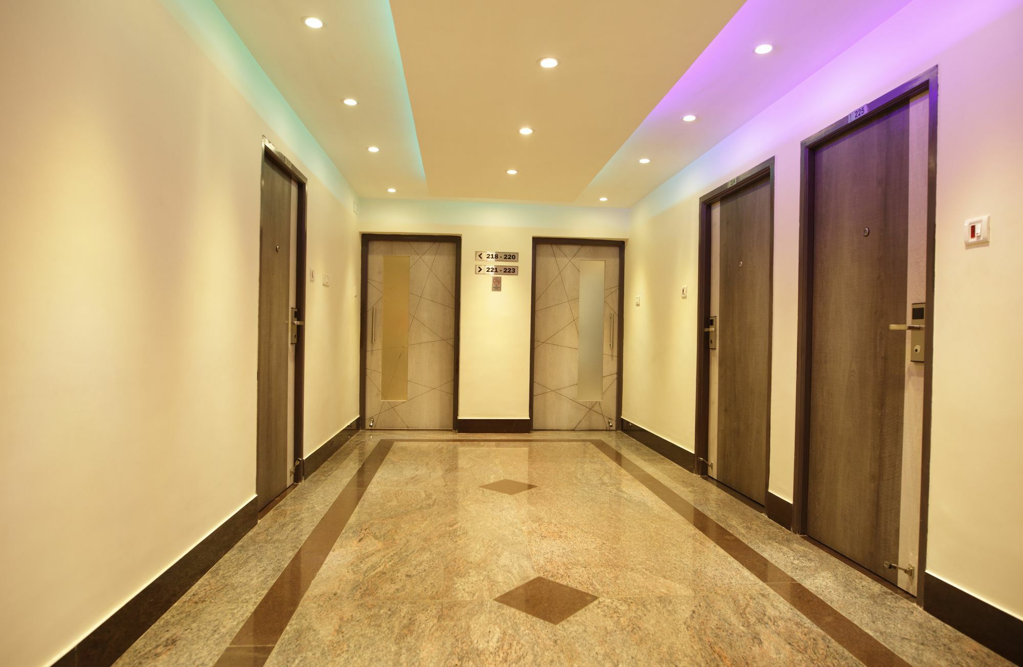 Venture Park, Omr, Thoraipakkam, Chennai Hotel Buitenkant foto