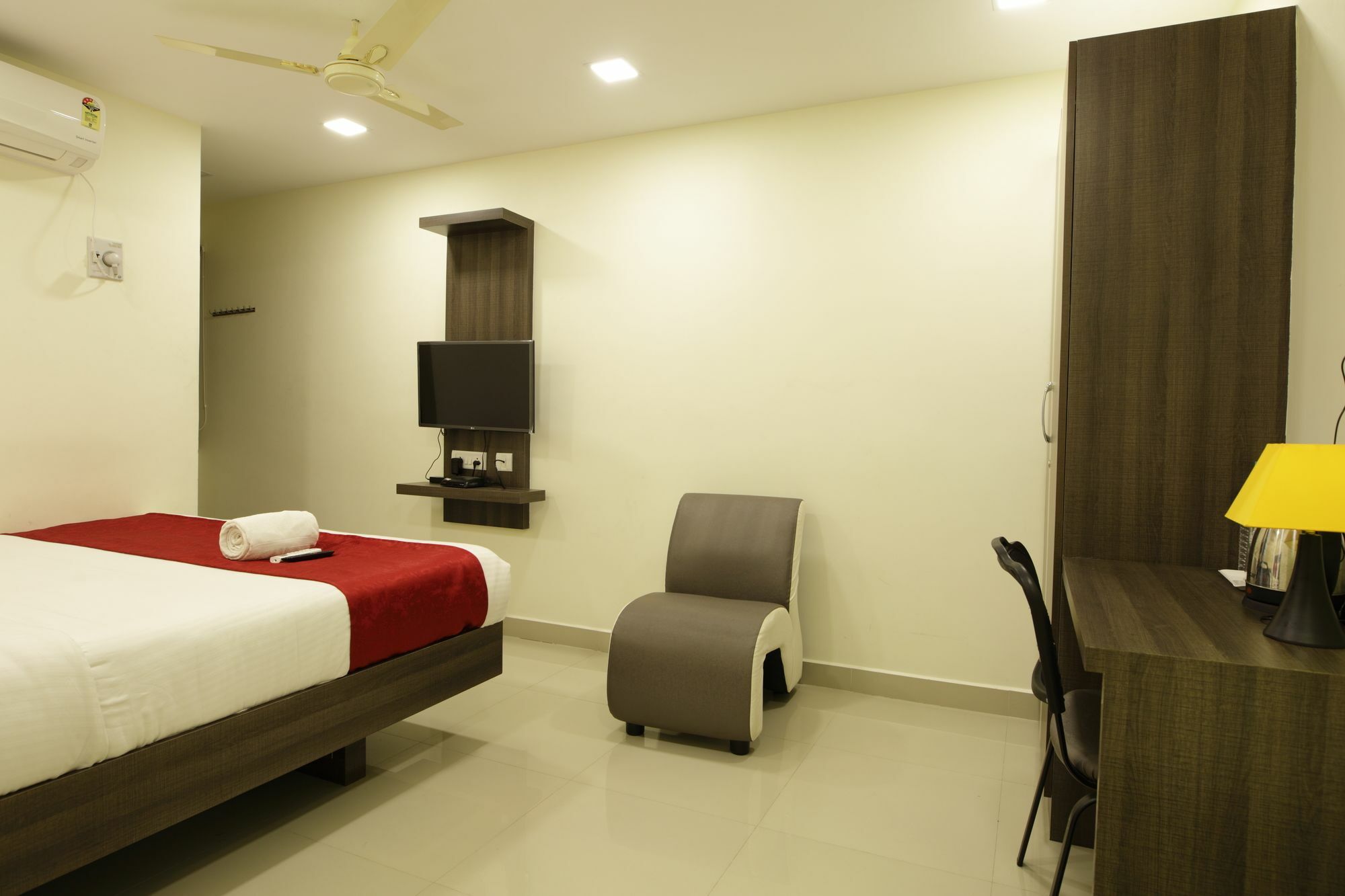 Venture Park, Omr, Thoraipakkam, Chennai Hotel Buitenkant foto